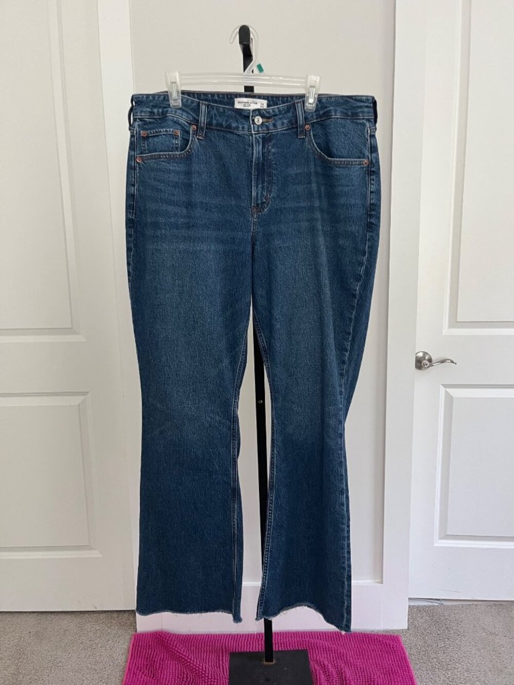 Abercrombie & Fitch Curve Love Mid Rise Bootcut Size 32